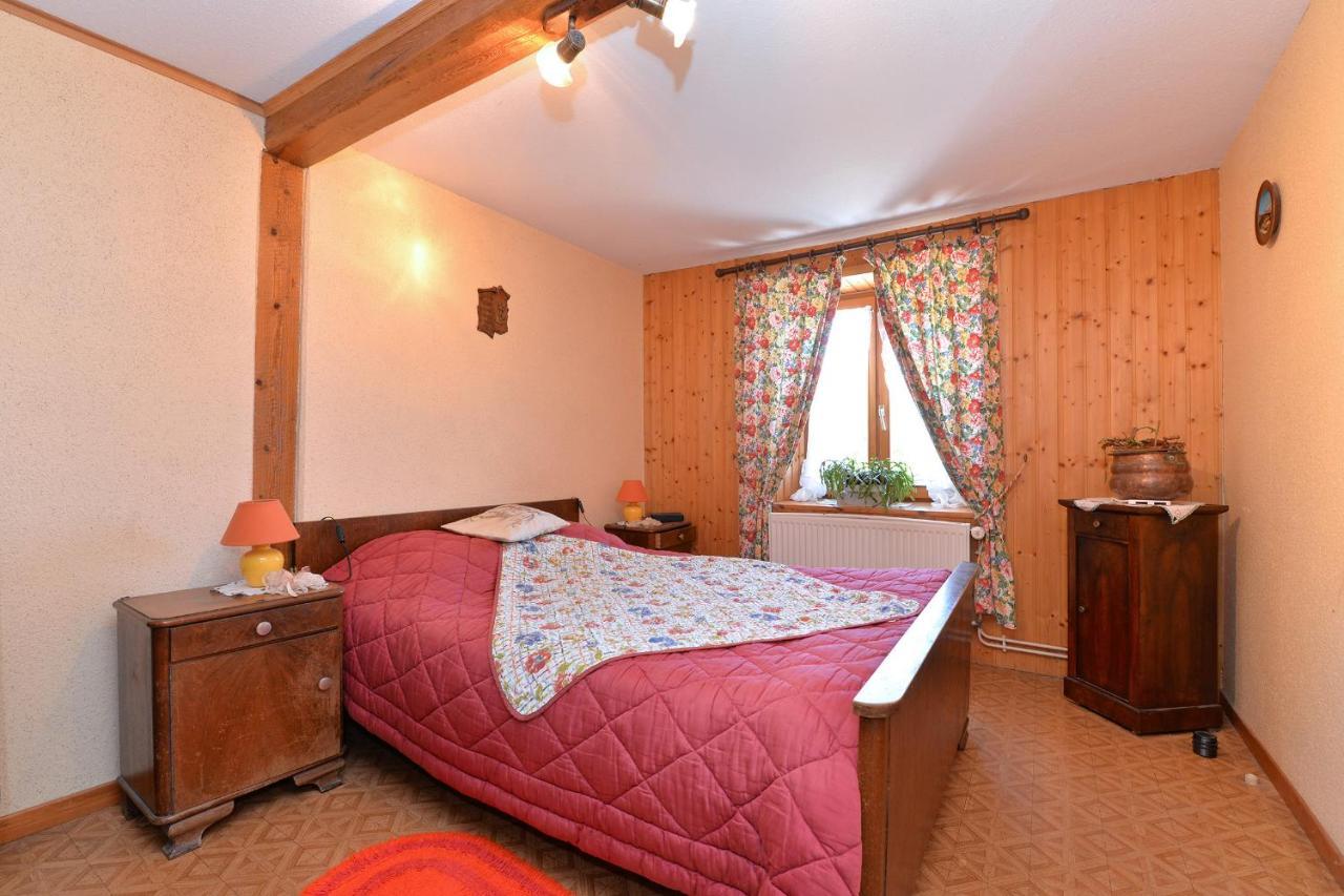Gites Ou Chambres D'Hotes A La Ferme Orbey Exteriör bild