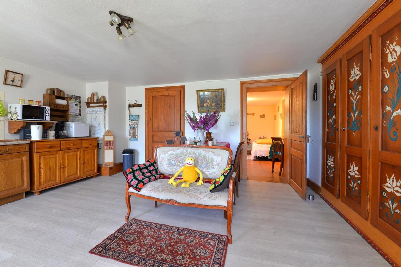 Gites Ou Chambres D'Hotes A La Ferme Orbey Exteriör bild